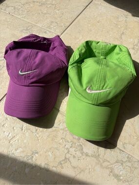 Nike Performance Caps in Purple and Lime